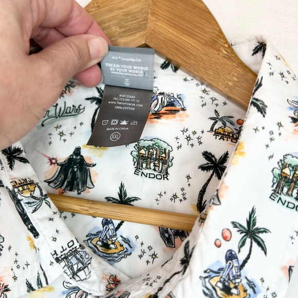 Our Universe Star Wars Vacation Woven Button-Up Hawaiian Shirt - Picture 8 of 13